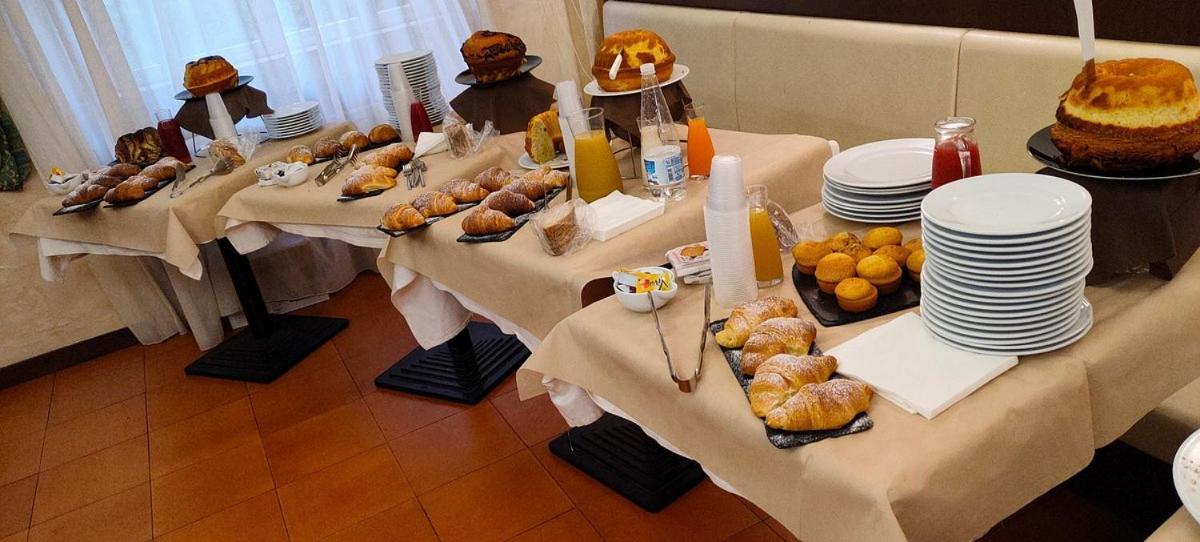 Hotel Lh Del