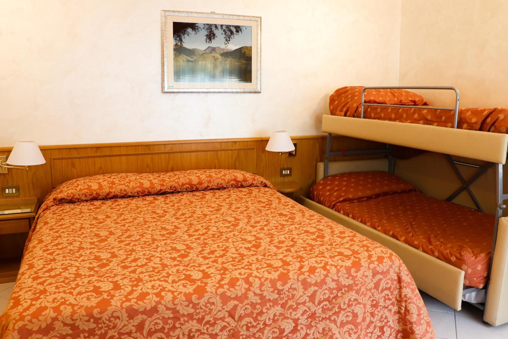 Garni Del Hotel