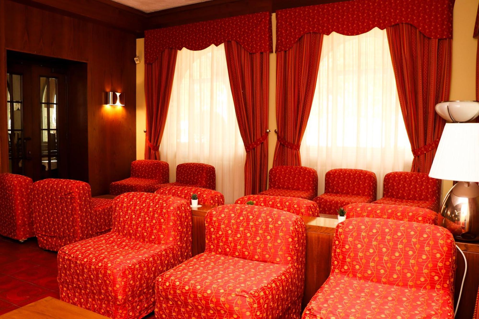 Garni Del Hotel 3*