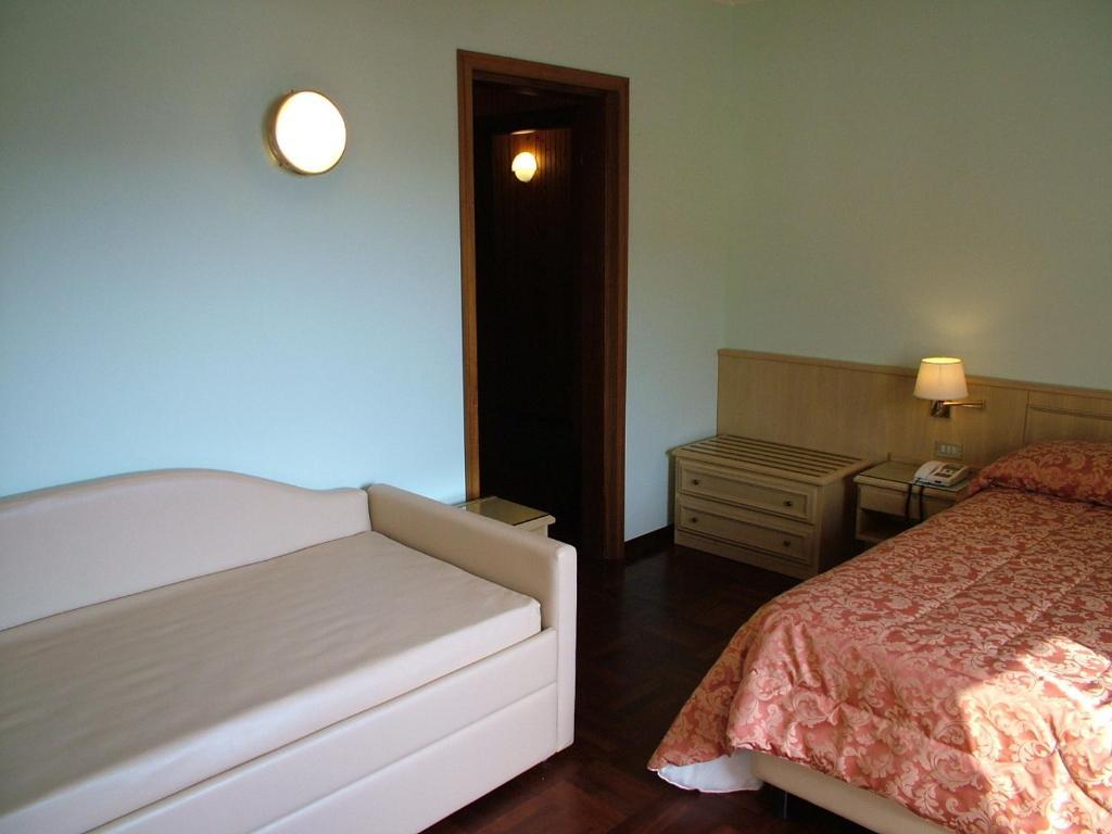 Garni Del Hotel