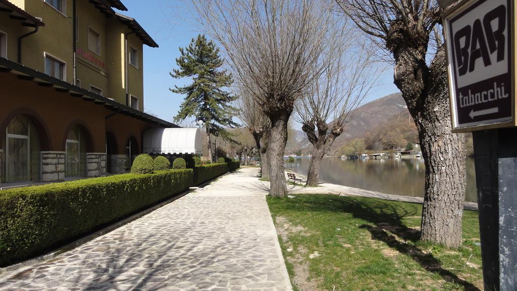 Garni Del